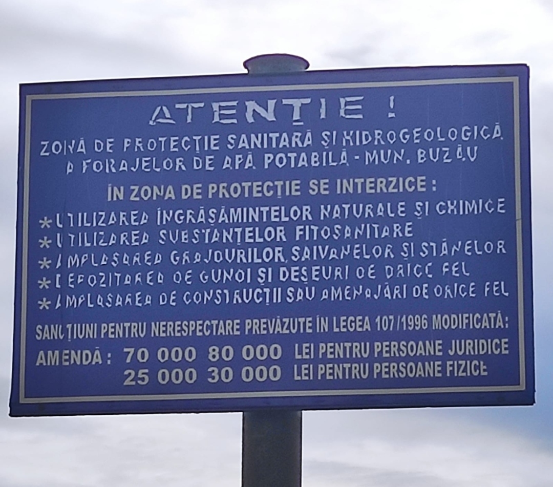 VIDEO Mizerie de nedescris într-o zonă ce ar trebui să strălucească de curățenie