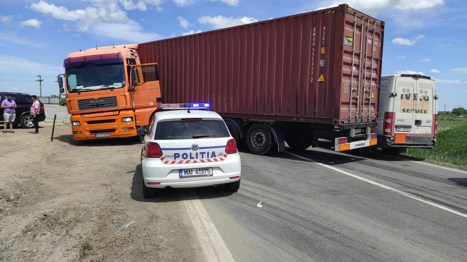 UPDATE VIDEO Accident grav la intersecția cu Lipia. Trafic blocat pe DN1B