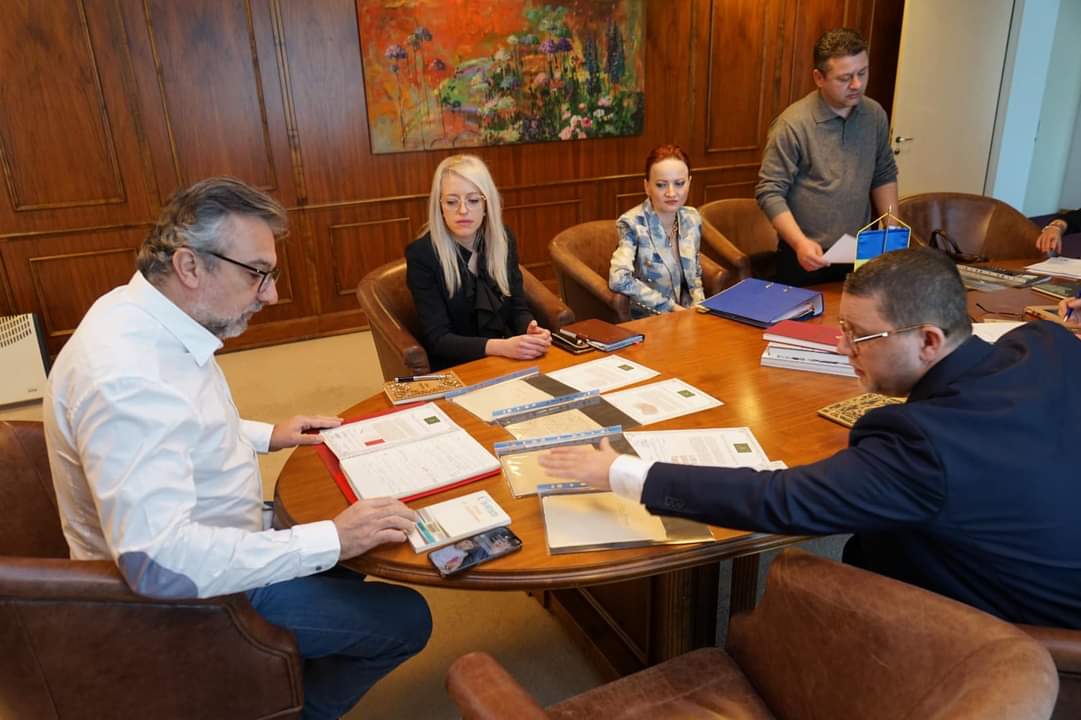 Lot de manuscrise aparținând lui Cioran și Eliade, achiziționate de Ministerul Culturii