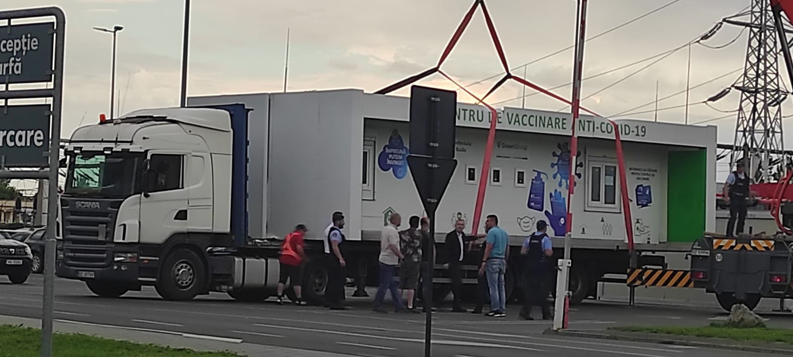 VIDEO A devenit istorie. Centrul de vaccinare din parcarea Kaufland Sud, desființat astăzi