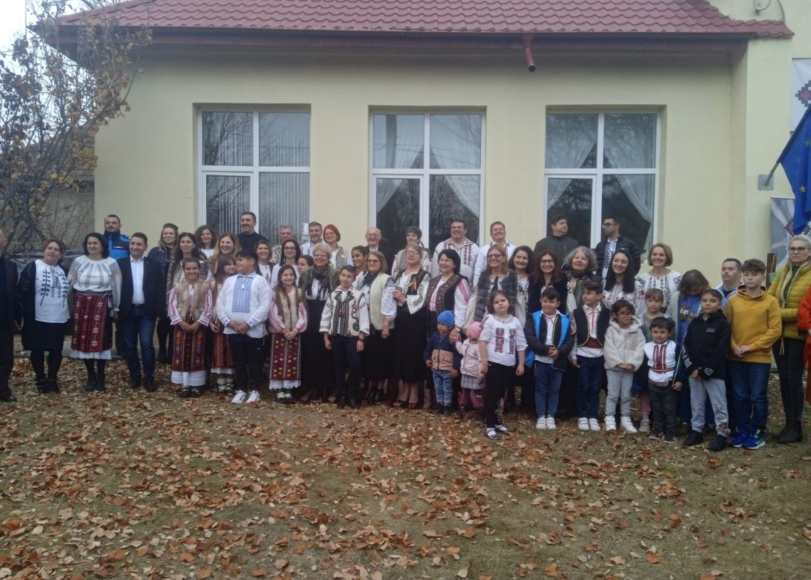 „Șezătoarea de la nuci”, eveniment de suflet la Scorțoasa. „Asociația Tradiție pentru Viitor”, 3 ani de la înființare