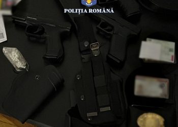 VIDEO Doi tineri s-au dat drept polițiști și au tâlhărit mai multe tinere în camere de hotel