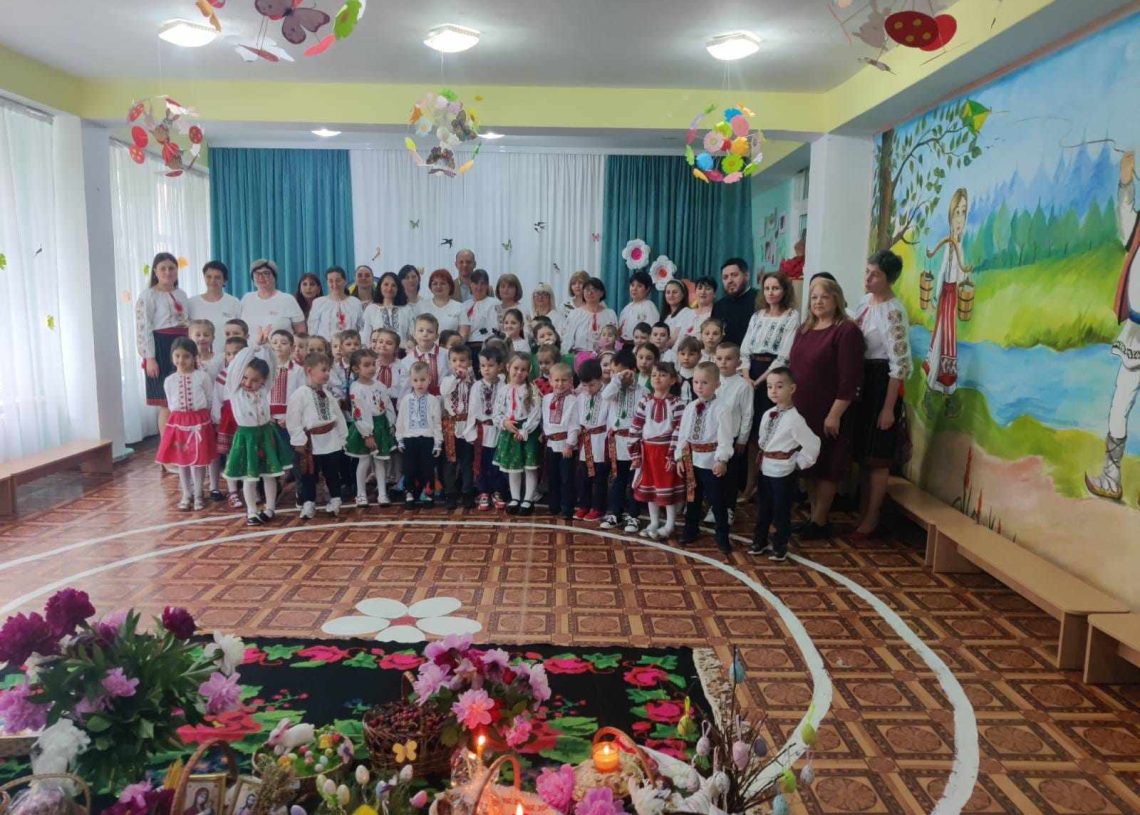 GRĂDINIȚE ÎNFRĂȚITE-Proiect Regional Transfrontalier multidisciplinar cu participare internațională