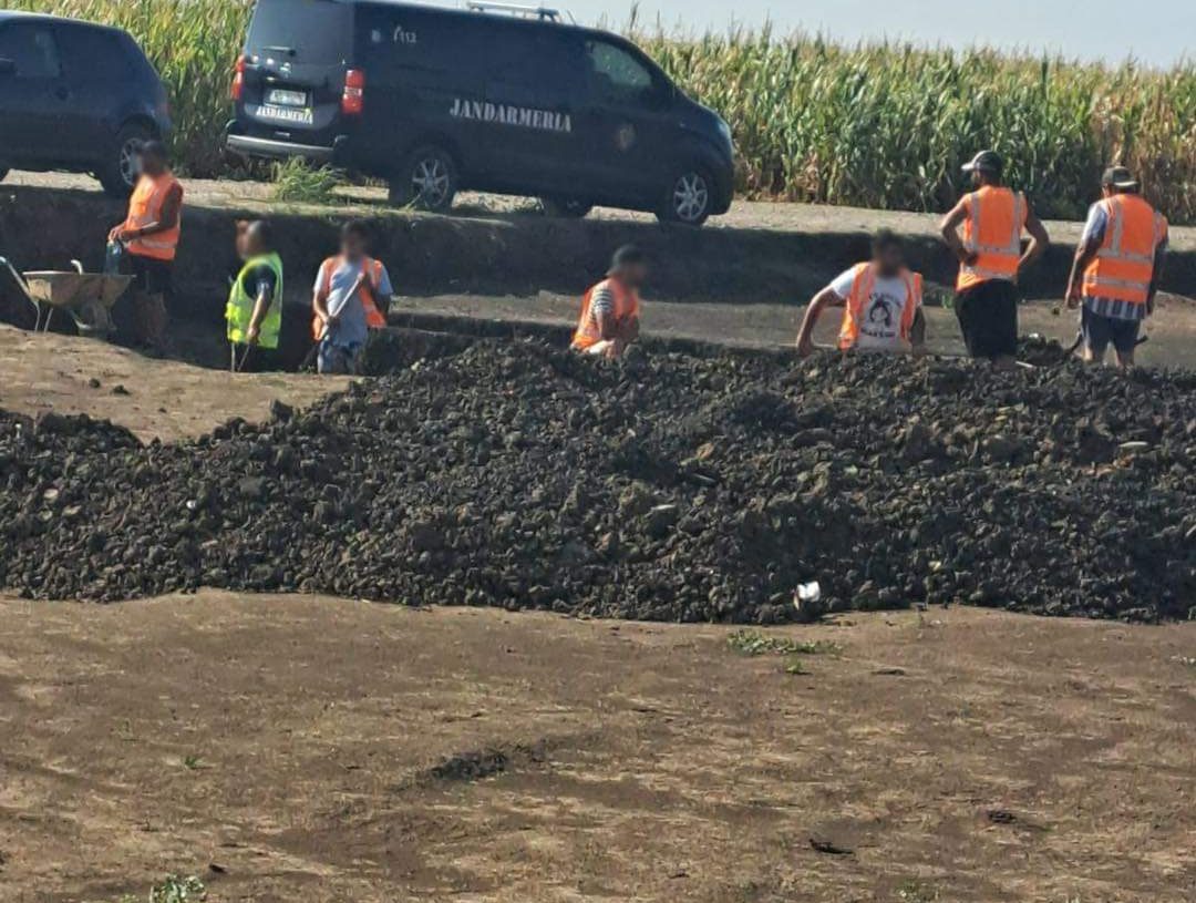 Descoperire impresionantă a ITM Buzău. 190 de muncitori fără contracte de muncă, pe un șantier din Buzău