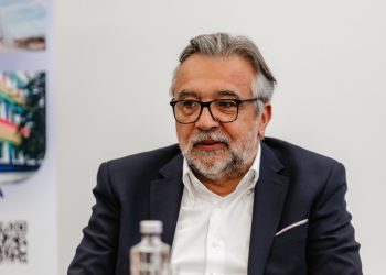 Consiliul Județean Buzău a semnat contracte de finanțare europeană pentru modernizarea infrastructurii medicale și administrative