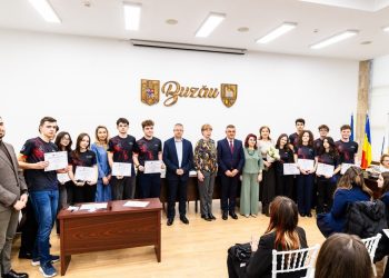 Consiliul Județean Buzău a premiat excelența: olimpicii și profesorii lor, recunoscuți pentru rezultatele din 2024–2025