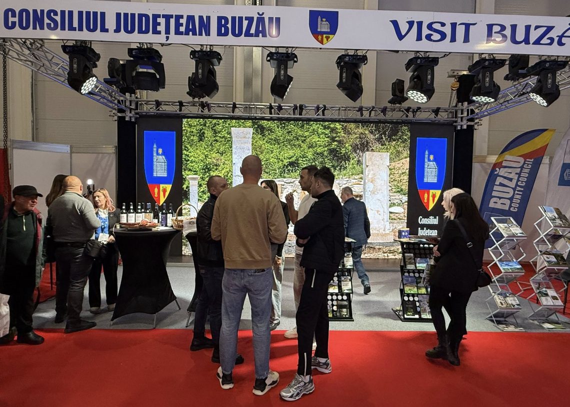 Geoparcul UNESCO Ținutul Buzăului, premiat la Târgul de Turism al României. Standul județului, printre cele mai vizitate
