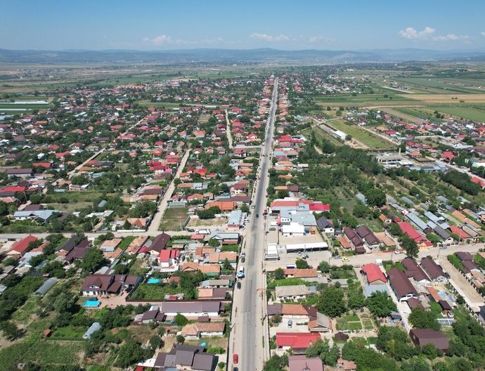Mărăcineni pregătește un cartier cu peste 130 de case și lansează trei proiecte sociale și energetice care vor transforma comuna