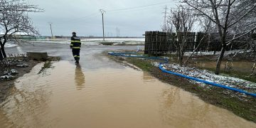 Inundații și alunecări de teren în județ: autoritățile monitorizează situația în timp real