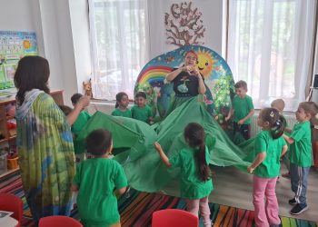 Micii „Eroi ai Planetei” de la Grădinița cu Program Normal Piticot: Viitorul este în mâinile noastre!