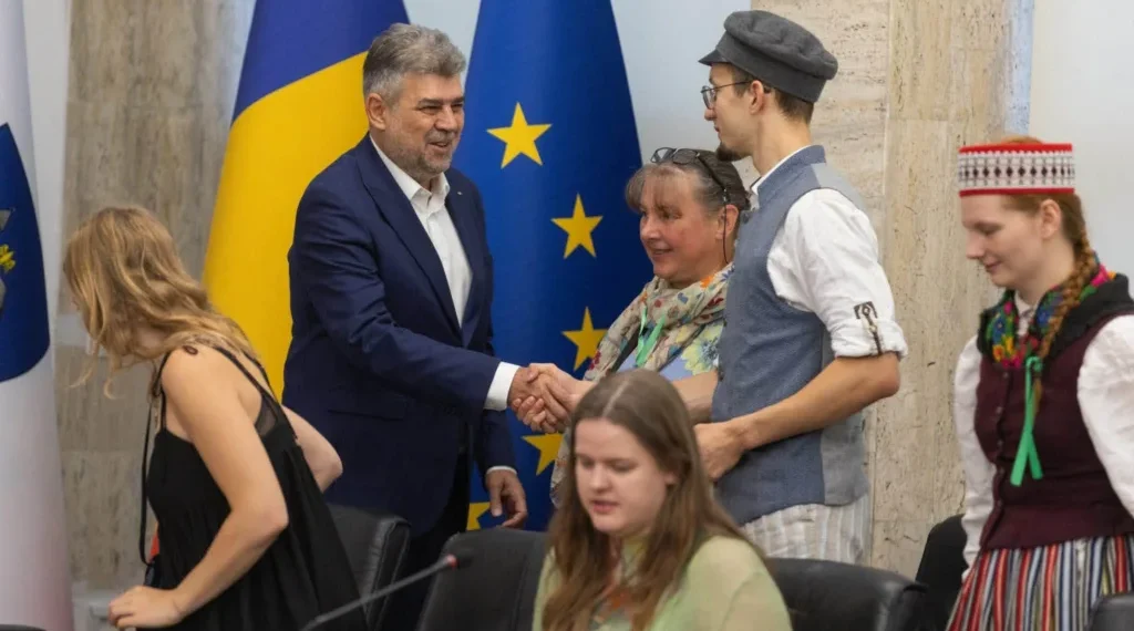A început Festivalul Internațional de Folclor „Plaiurile Mioriței” la Buzău